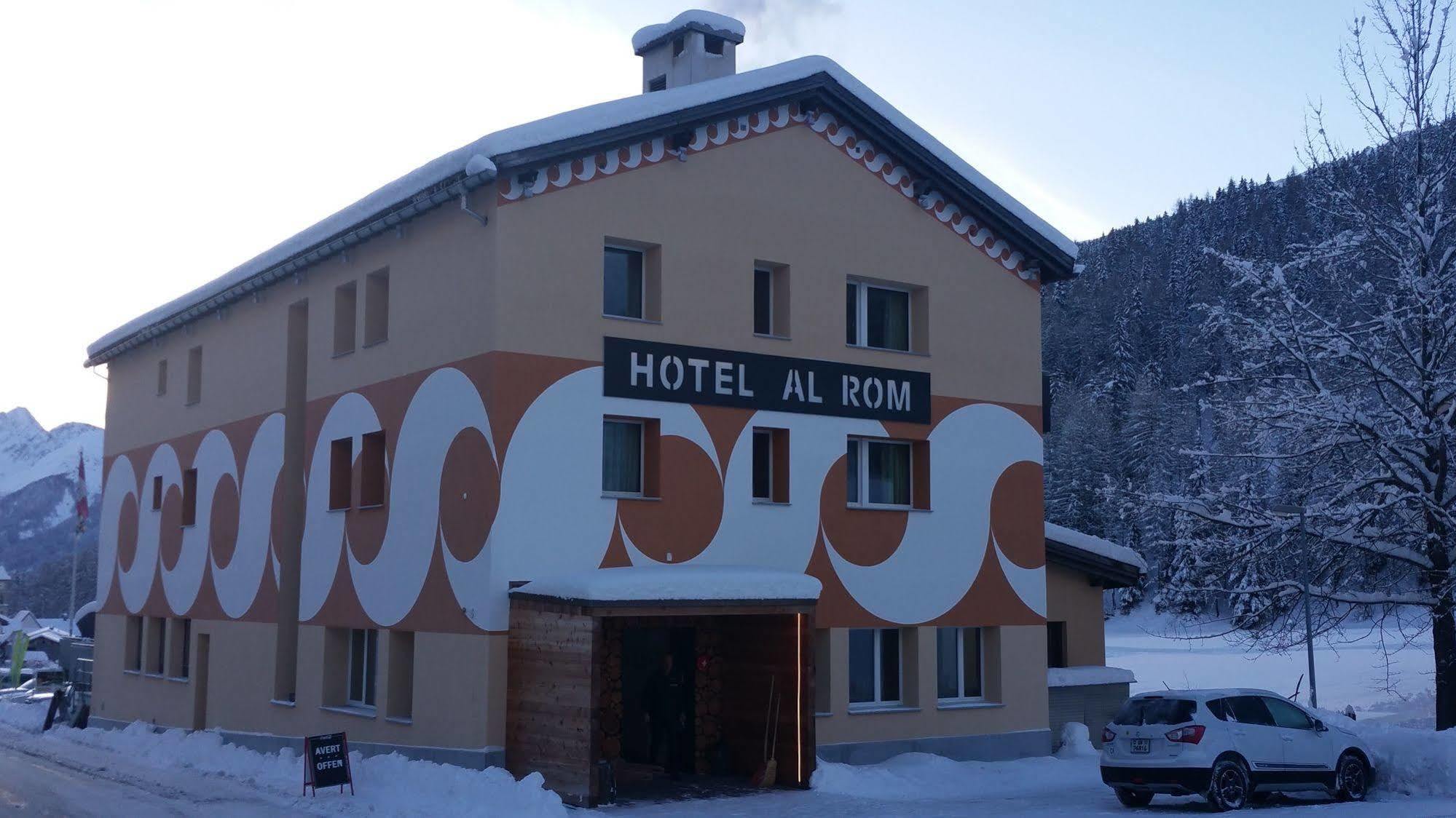 Hotel Al Rom Tschierv Eksteriør billede